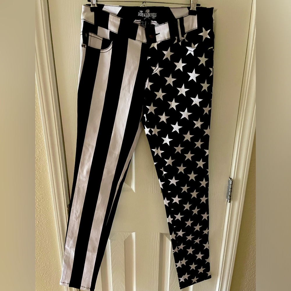 Royal Bones Black and White Stripe and Stars Split Leg Skinny Jeans Size 7.
